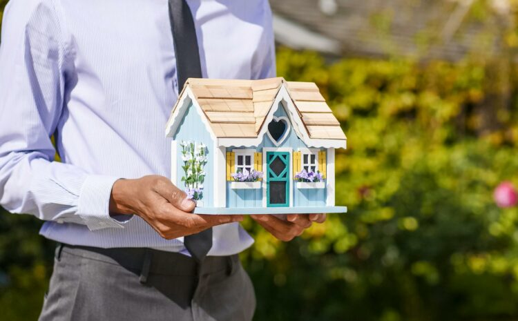  Location longue durée vs courte durée : comment choisir entre la location meublée, courte ou longue durée pour votre investissement locatif ? 